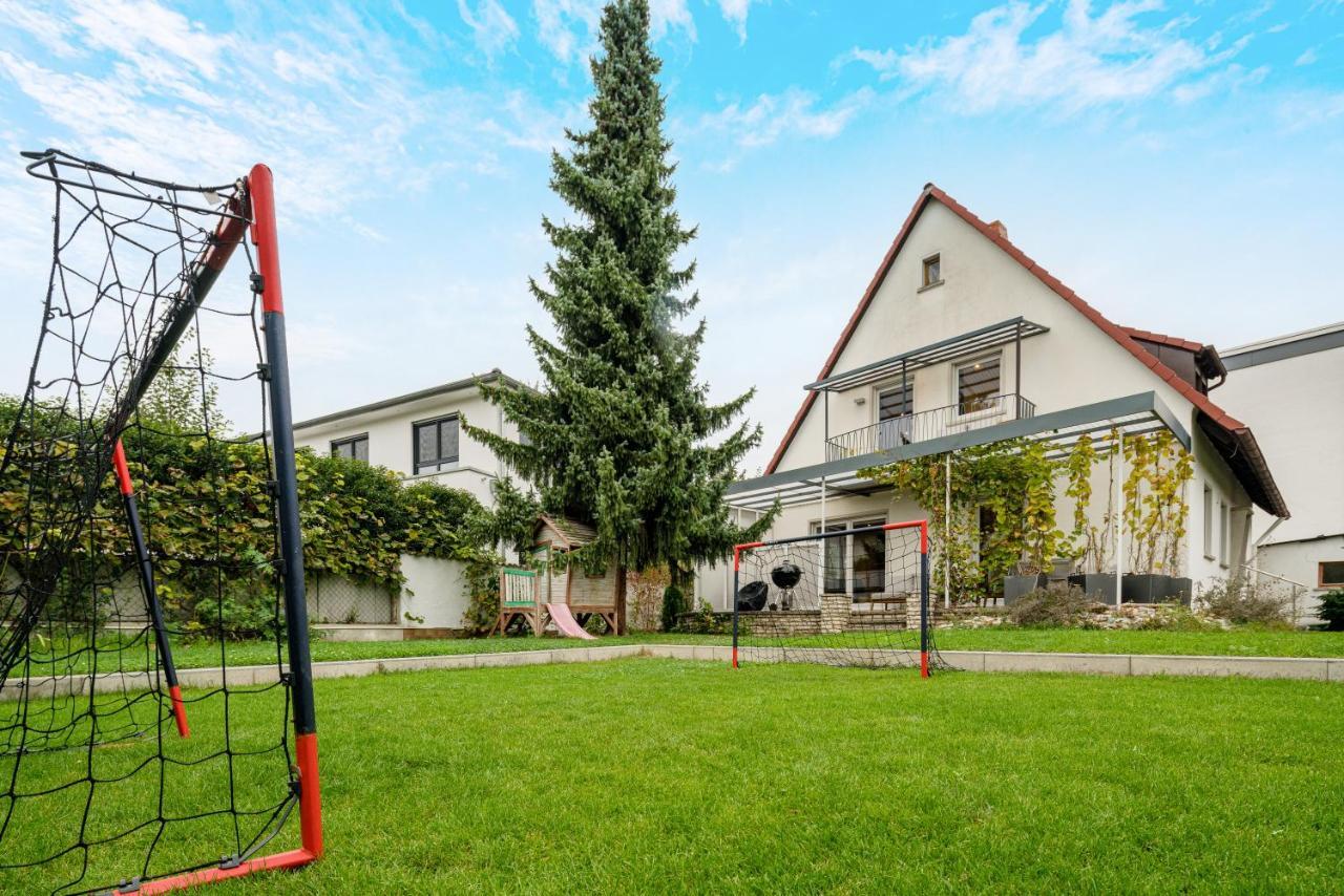Hatzels Haeuschen Zirndorf Exterior photo